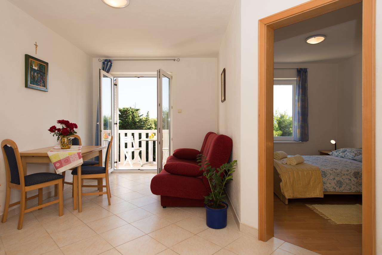 Sun House Apartments โบล ภายนอก รูปภาพ